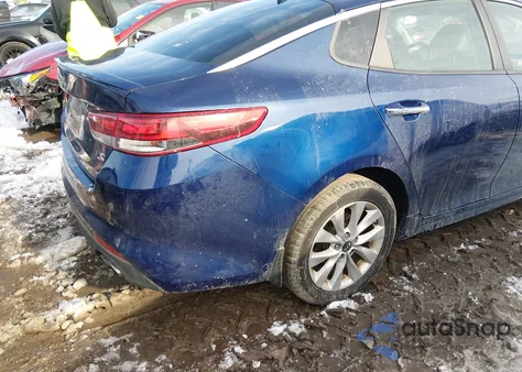 2018 Kia Optima S z USA, uszkodzony, nr VIN 5XXGT4L36JG219564